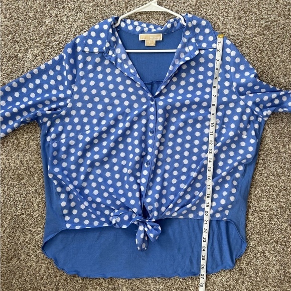 🦋 Michael Michael Kors Blue White Polka Dot Button Down Tie Blouse Casual - Picture 5 of 6